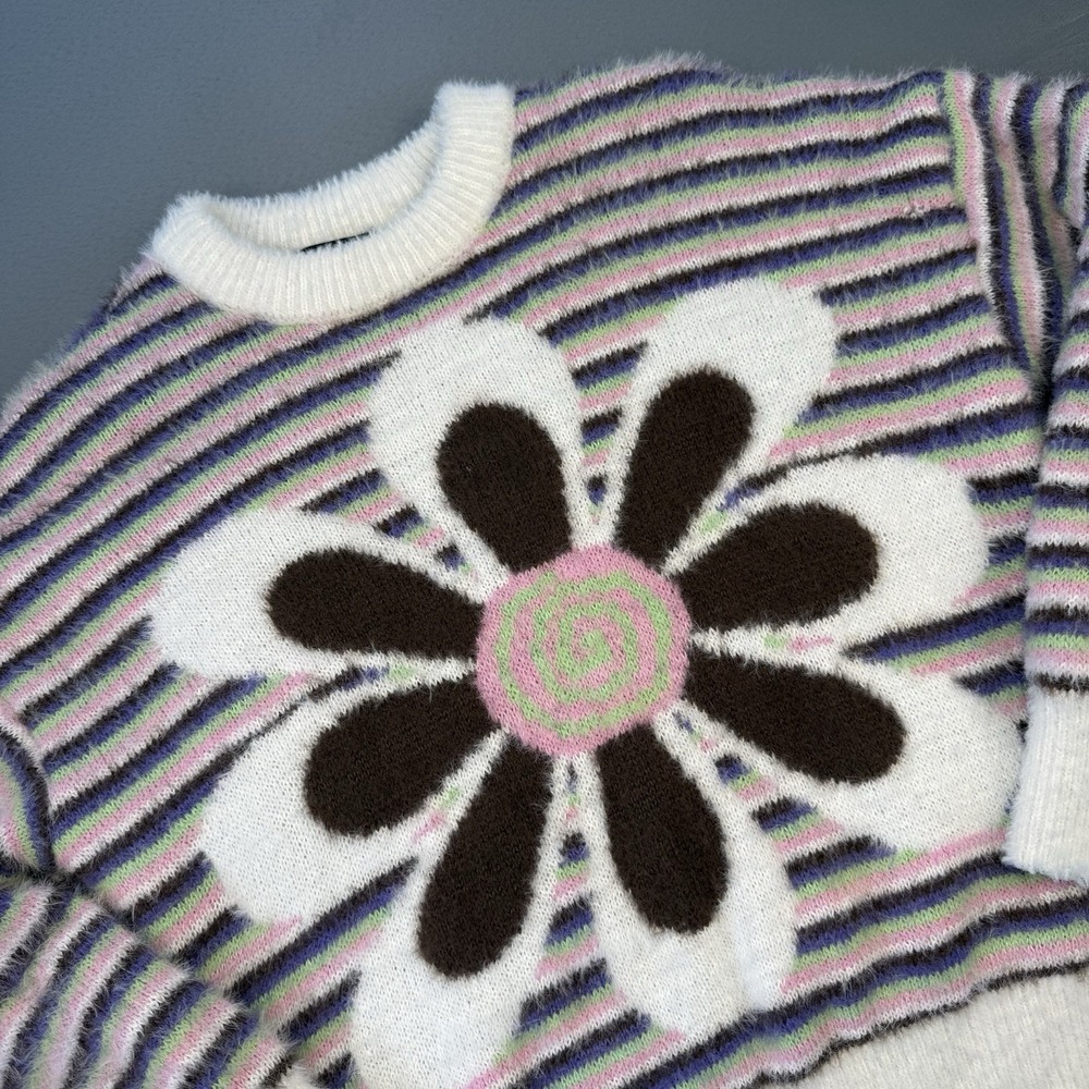 Forever 21 Fuzzy Striped Groovy Floral Thick Crew Neck Hippie Sweater Medium M